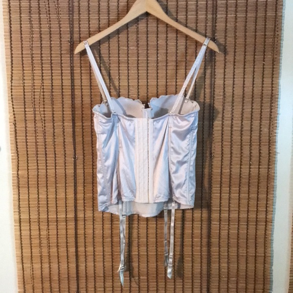 Montelle Cream Corset - Picture 2 of 5